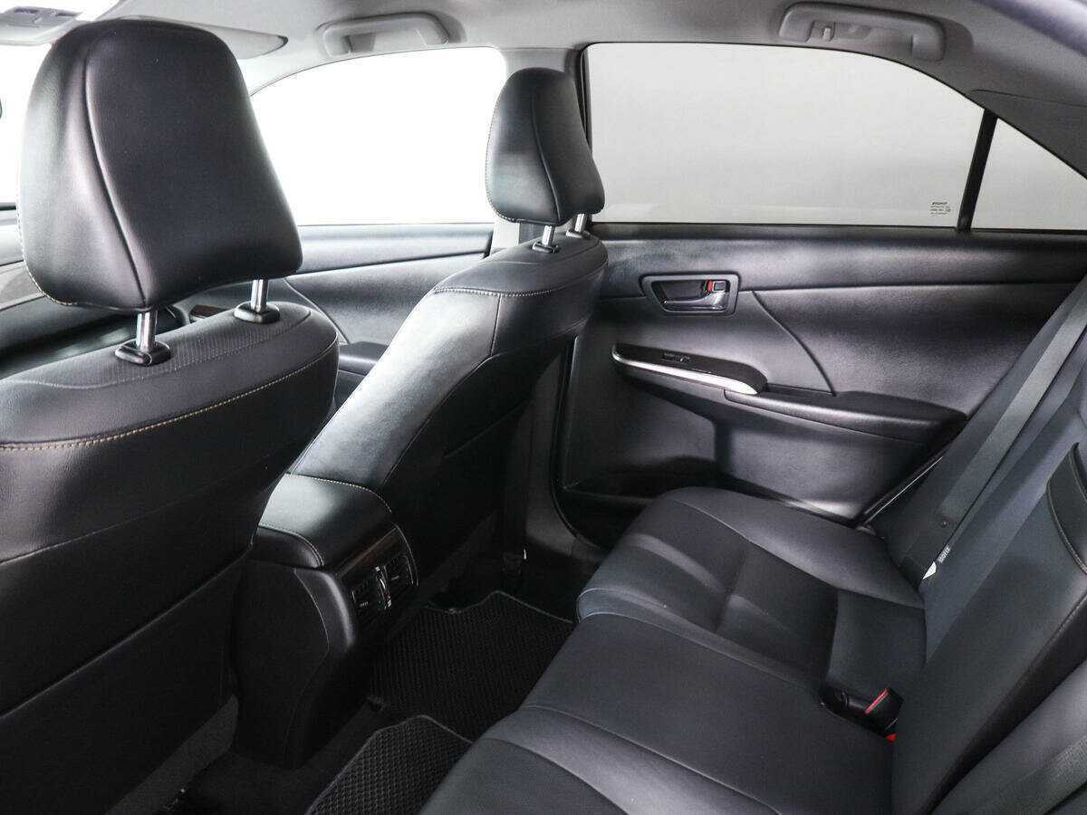 Toyota Camry 2015 года с пробегом. Фото: #11