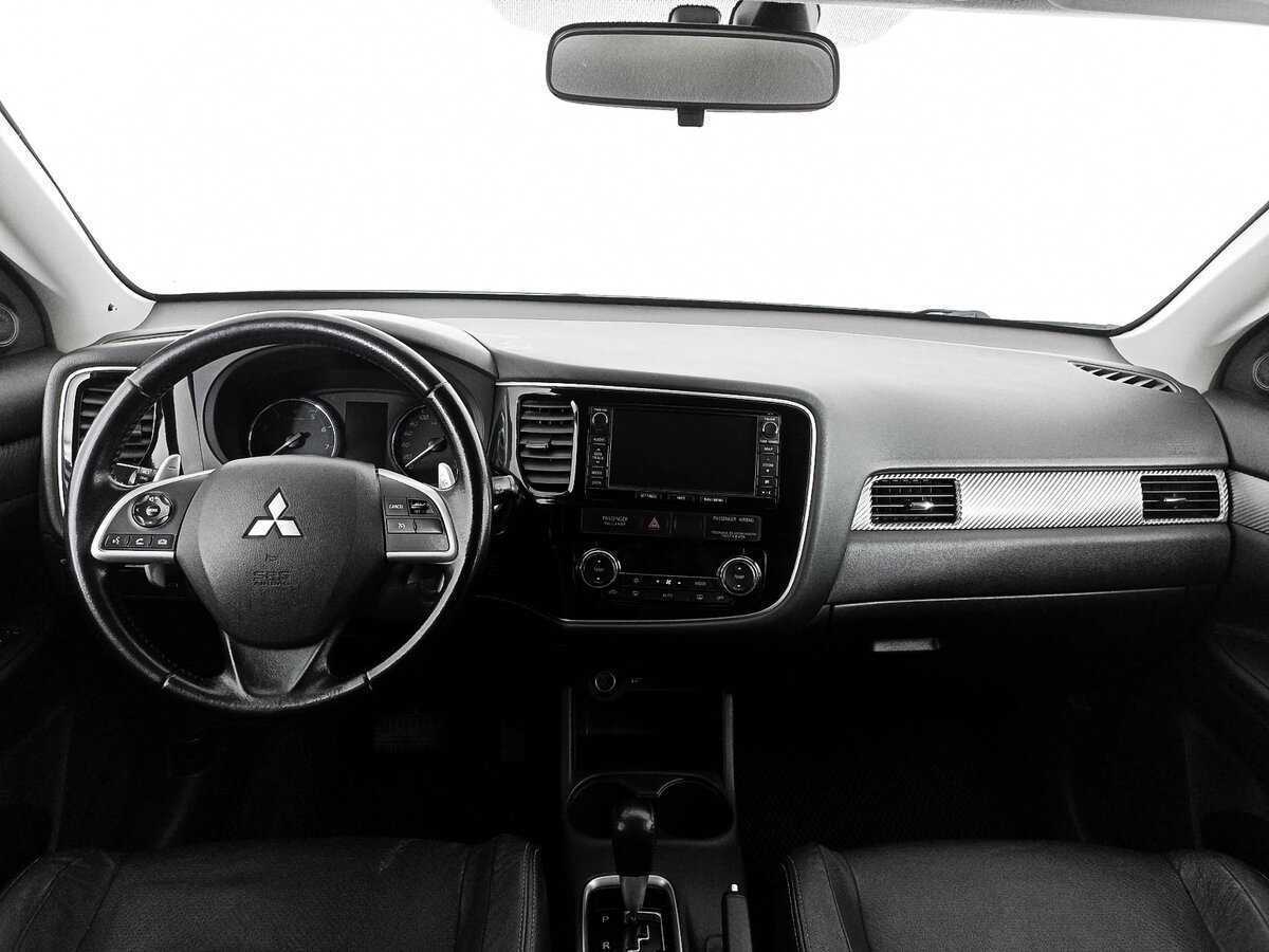 Mitsubishi Outlander 2014 года с пробегом. Фото: #9