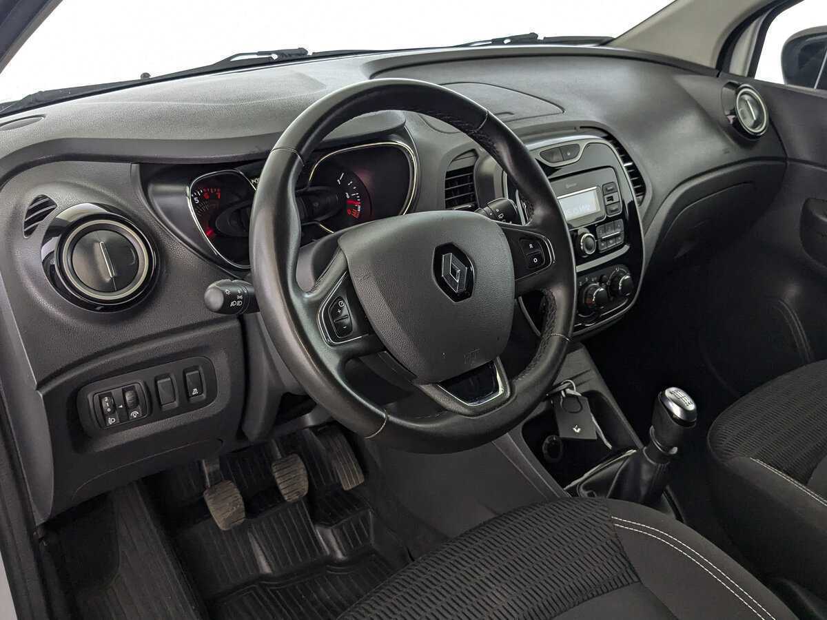 Renault Kaptur 2020 года с пробегом. Фото: #10