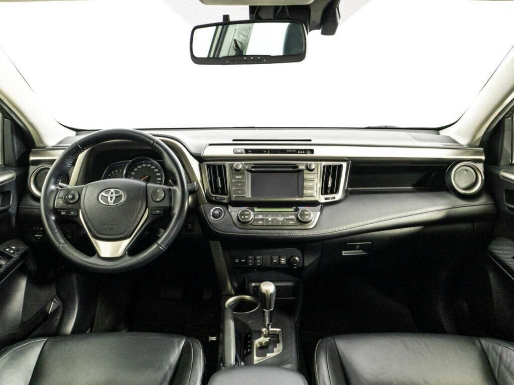 Toyota RAV4 2013 года с пробегом. Фото: #12