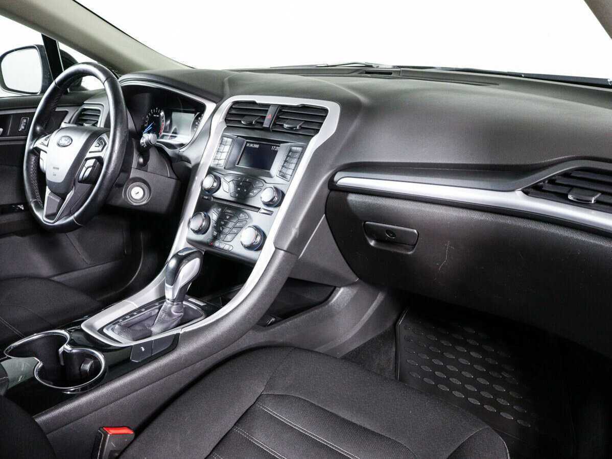 Ford Mondeo 2016 года с пробегом. Фото: #5