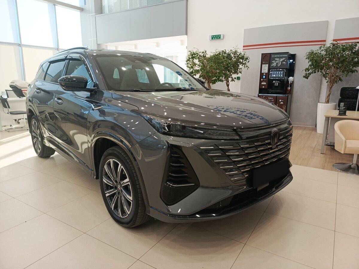 Changan CS75 Plus 2024 года с пробегом. Фото: #2