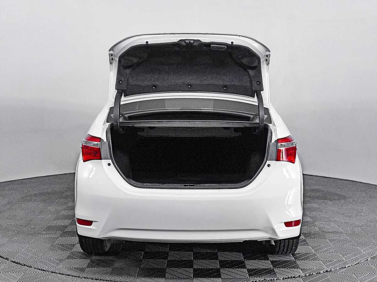 Toyota Corolla 2013 года с пробегом. Фото: #8