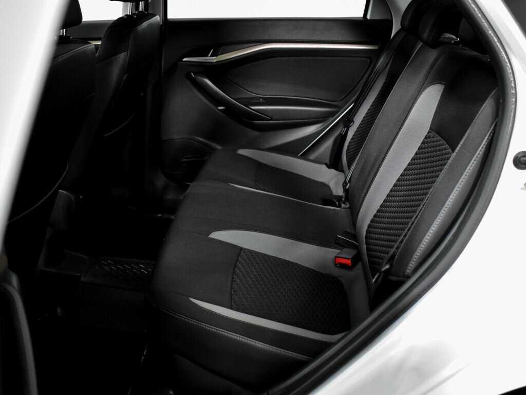 Lada (ВАЗ) Vesta 2016 года с пробегом. Фото: #11