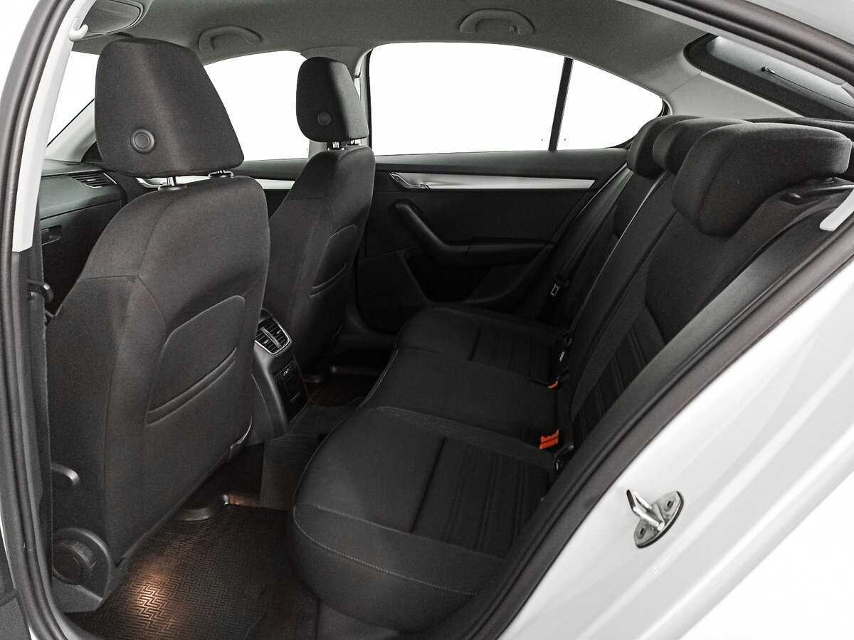 Skoda Octavia 2020 года с пробегом. Фото: #11