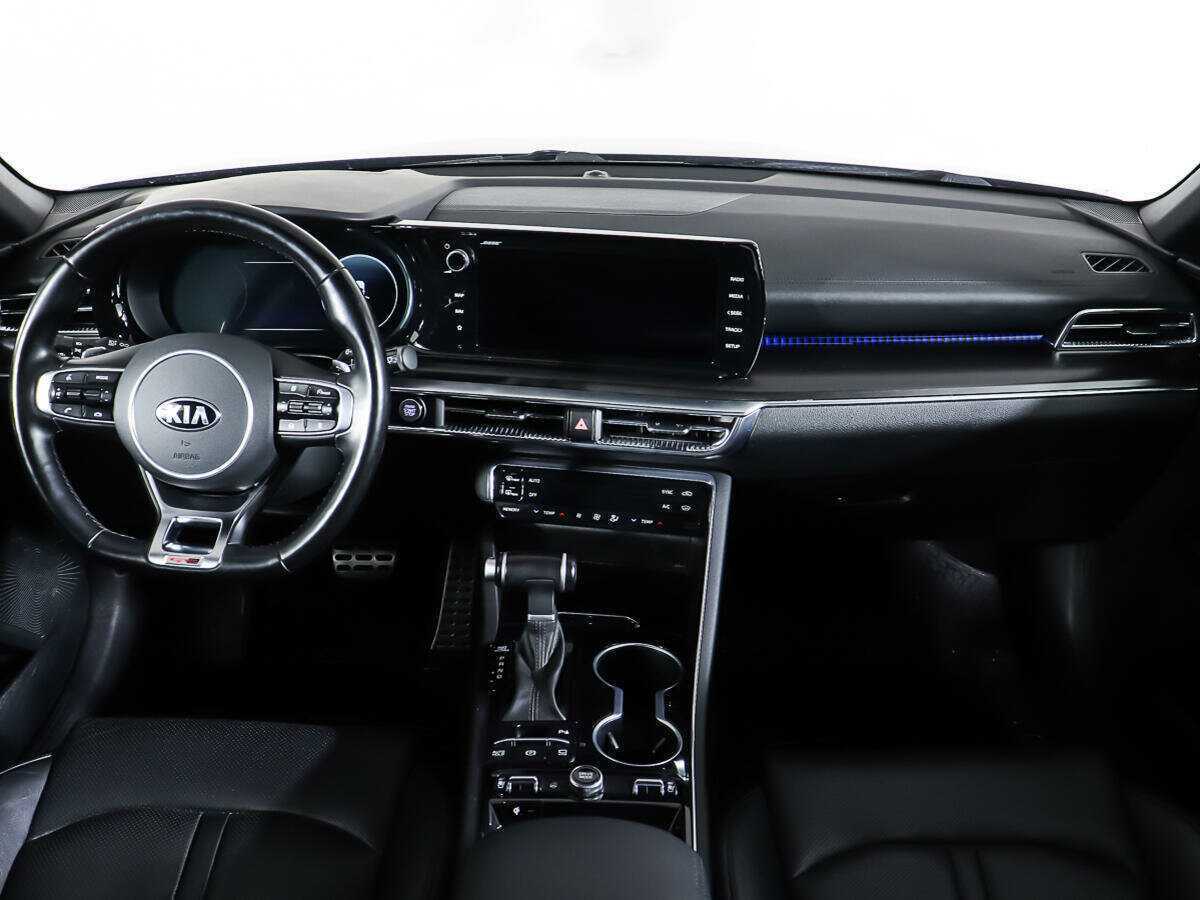 Kia K5 2020 года с пробегом. Фото: #10