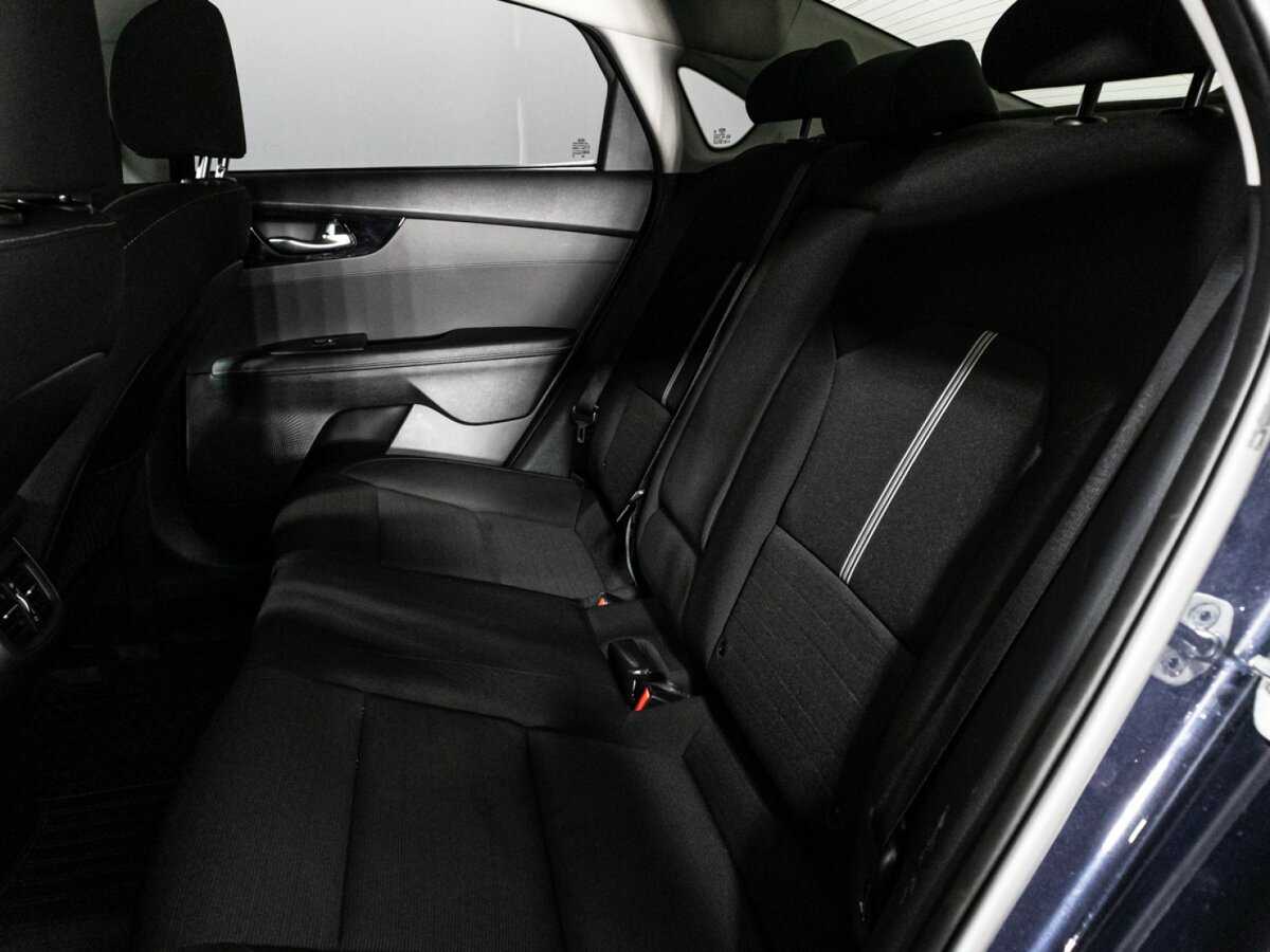 Kia Cerato 2018 года с пробегом. Фото: #9