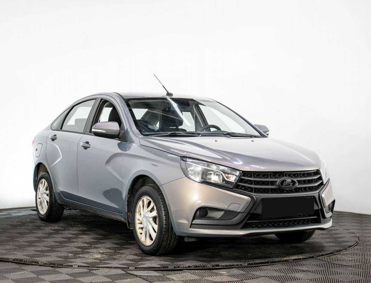 Lada (ВАЗ) Vesta 2015 года с пробегом. Фото: #2