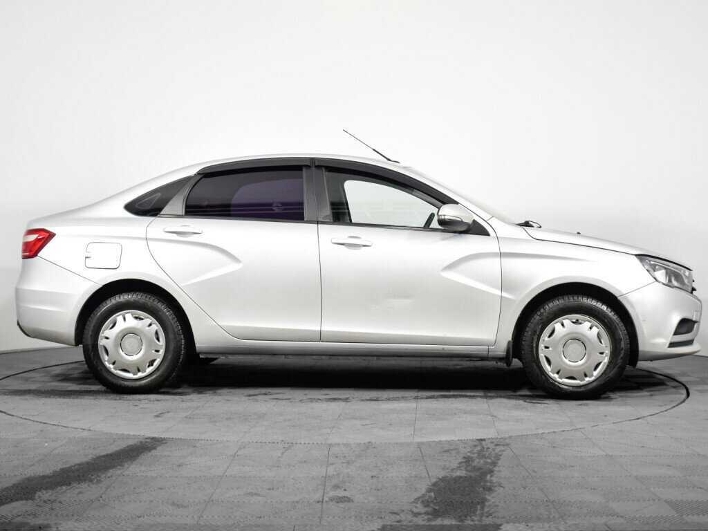 Lada (ВАЗ) Vesta 2017 года с пробегом. Фото: #3