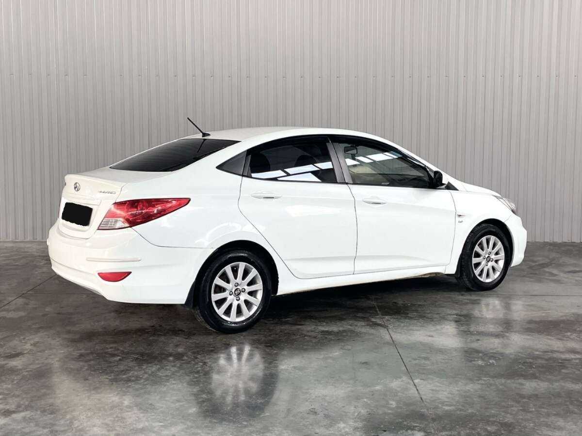 Hyundai Solaris 2013 года с пробегом. Фото: #4