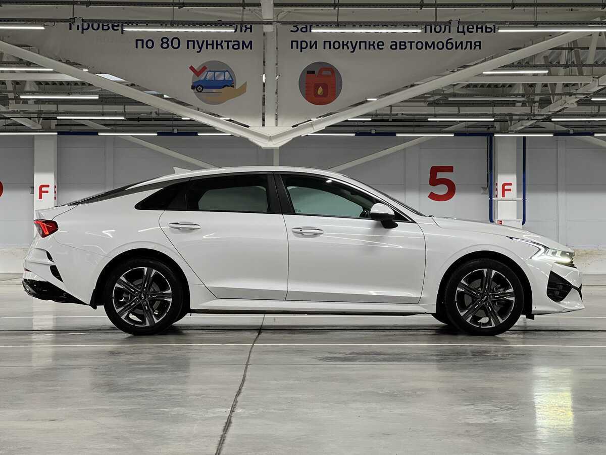 Kia K5 2020 года с пробегом. Фото: #3