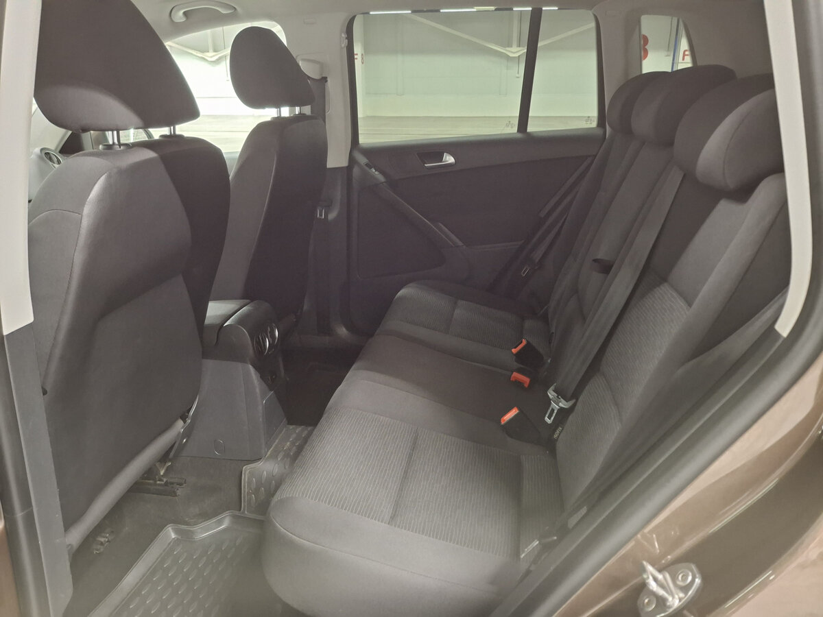 Volkswagen Tiguan 2015 года с пробегом. Фото: #11