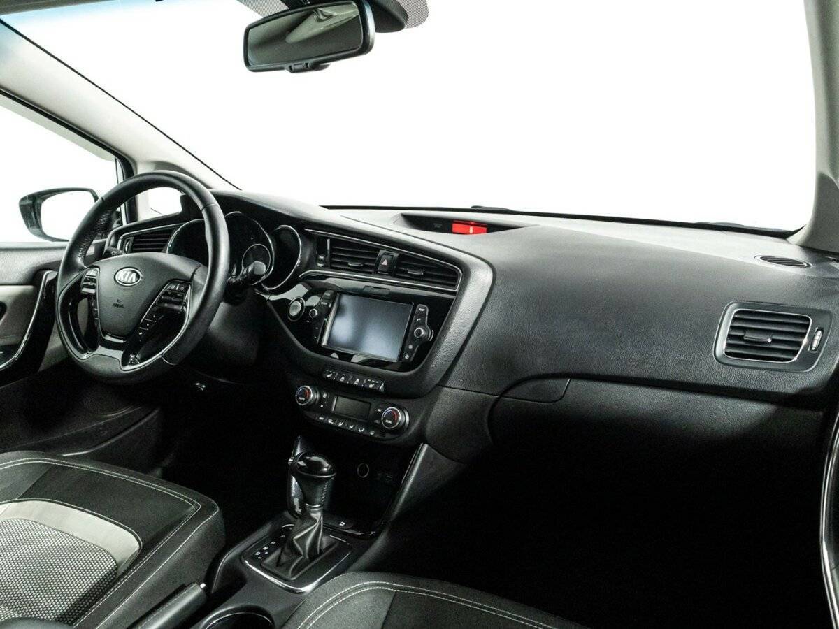 Kia Ceed 2018 года с пробегом. Фото: #8