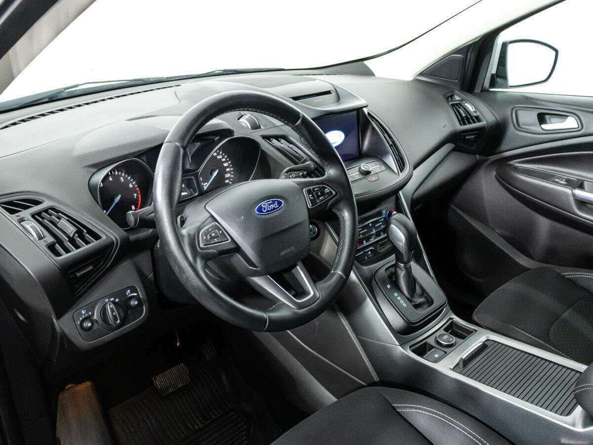 Ford Kuga 2017 года с пробегом. Фото: #10