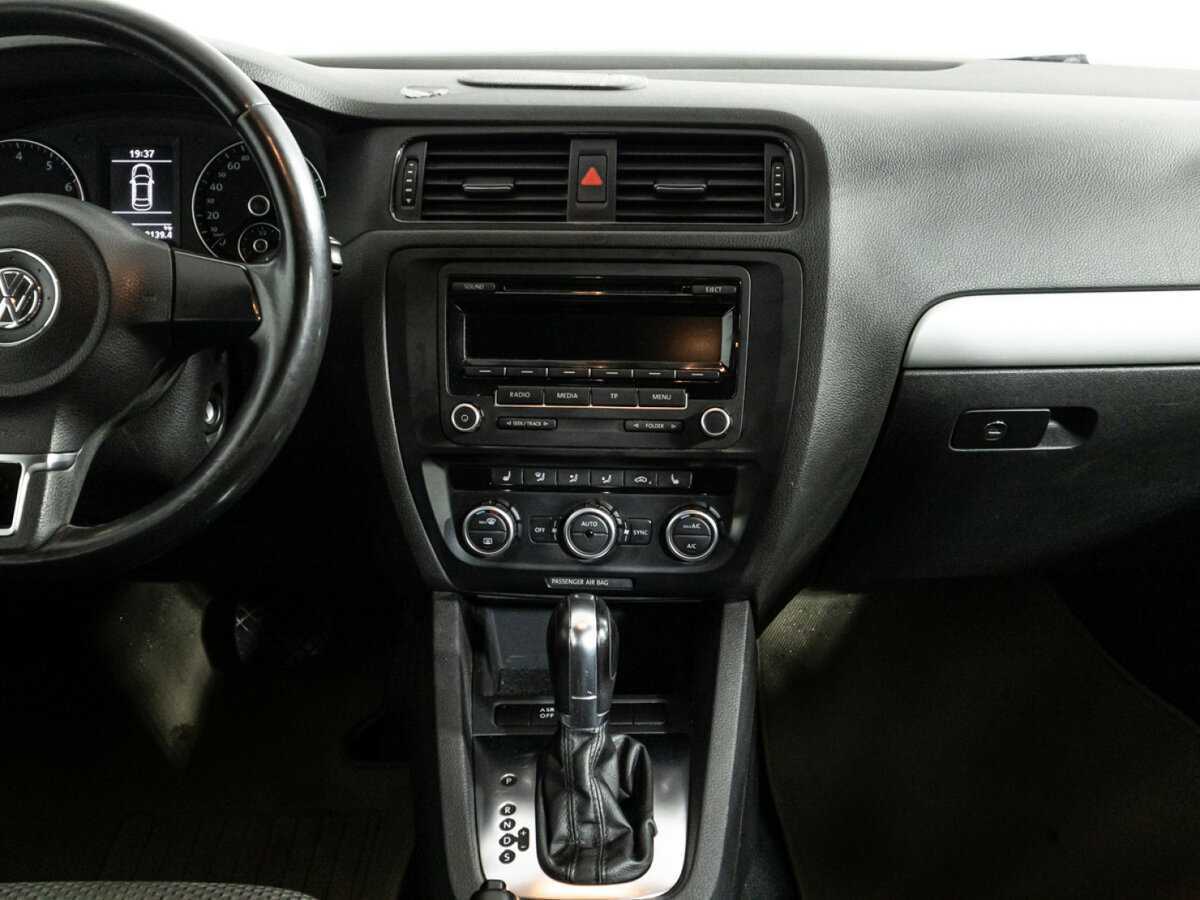 Volkswagen Jetta 2012 года с пробегом. Фото: #13