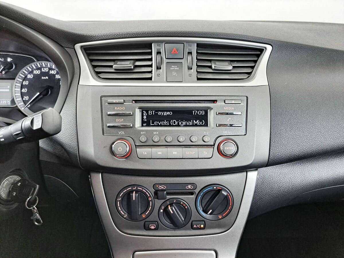 Nissan Tiida 2015 года с пробегом. Фото: #12