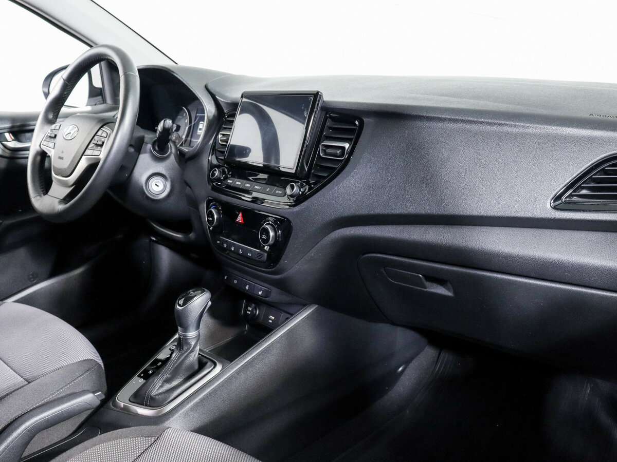 Hyundai Solaris 2021 года с пробегом. Фото: #8