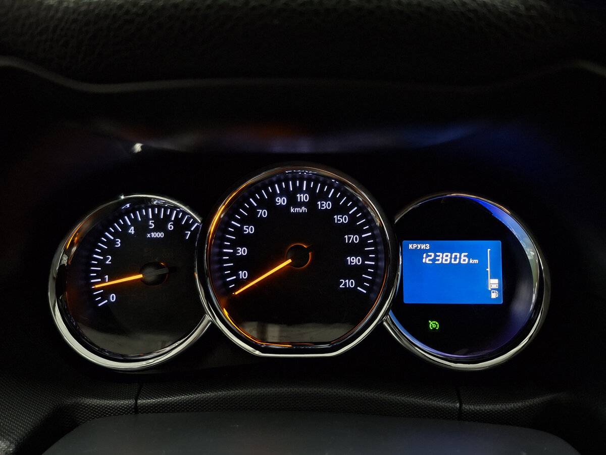 Renault Duster 2016 года с пробегом. Фото: #12