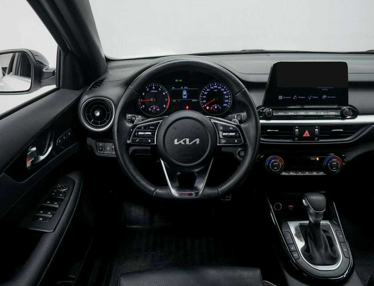 Kia Cerato 2022 года с пробегом. Фото: #8