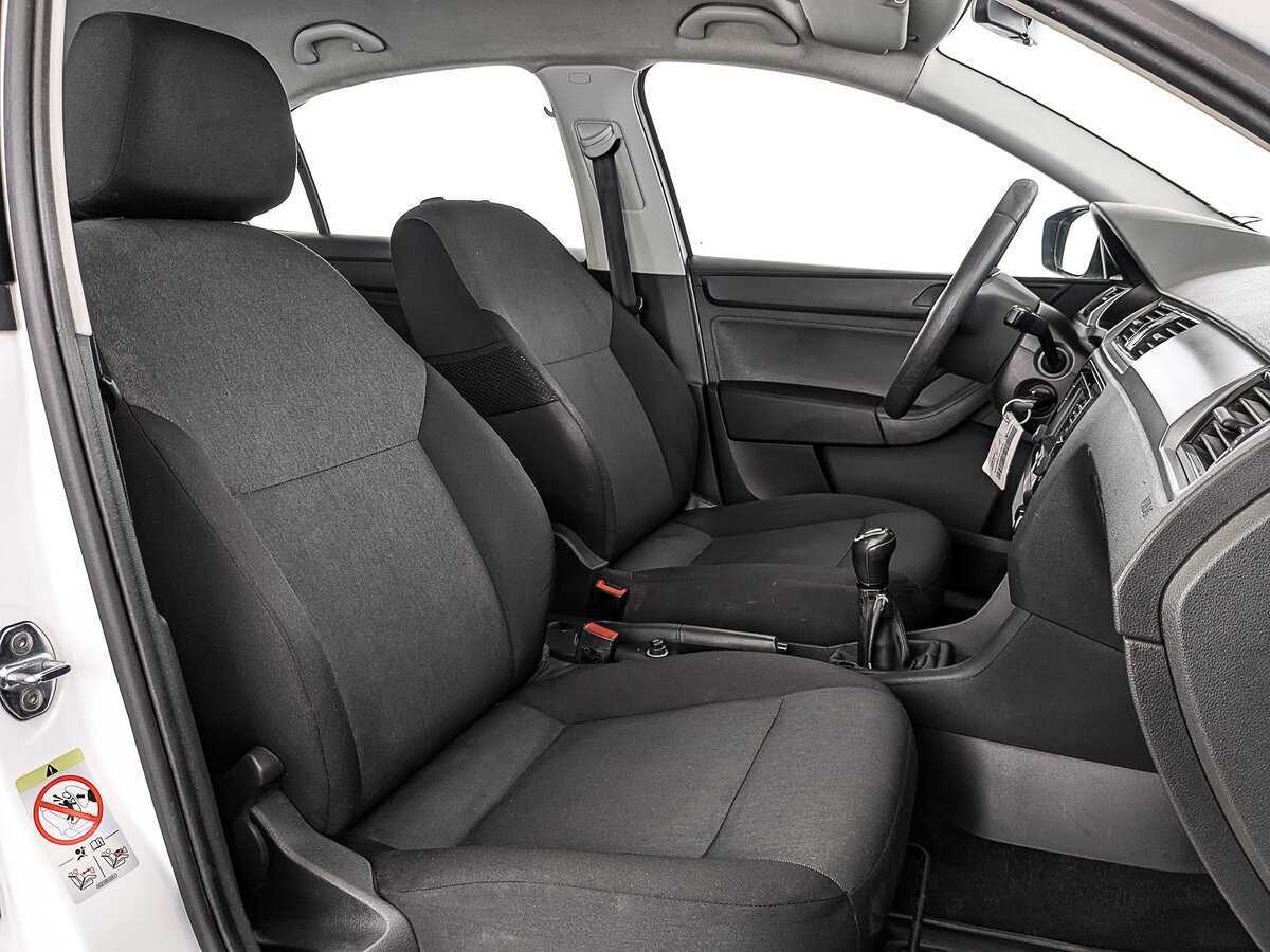 Skoda Rapid 2017 года с пробегом. Фото: #23