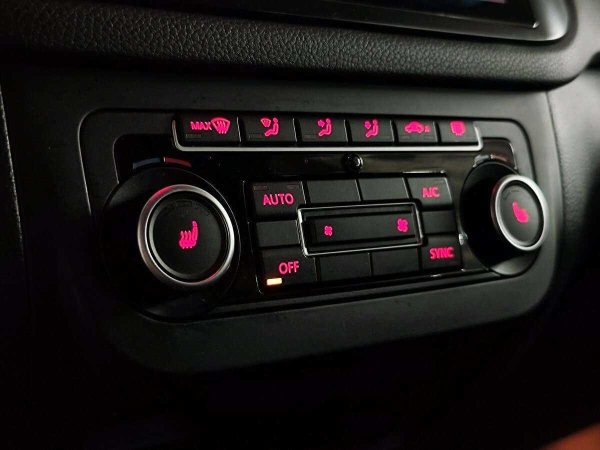 Volkswagen Tiguan 2013 года с пробегом. Фото: #11