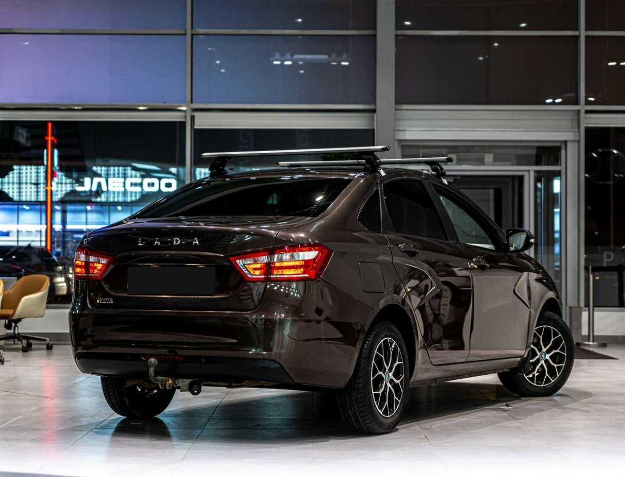 Lada (ВАЗ) Vesta 2021 года с пробегом. Фото: #2