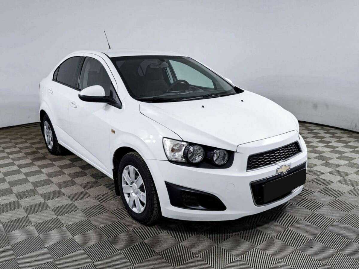 Chevrolet Aveo 2013 года с пробегом. Фото: #2