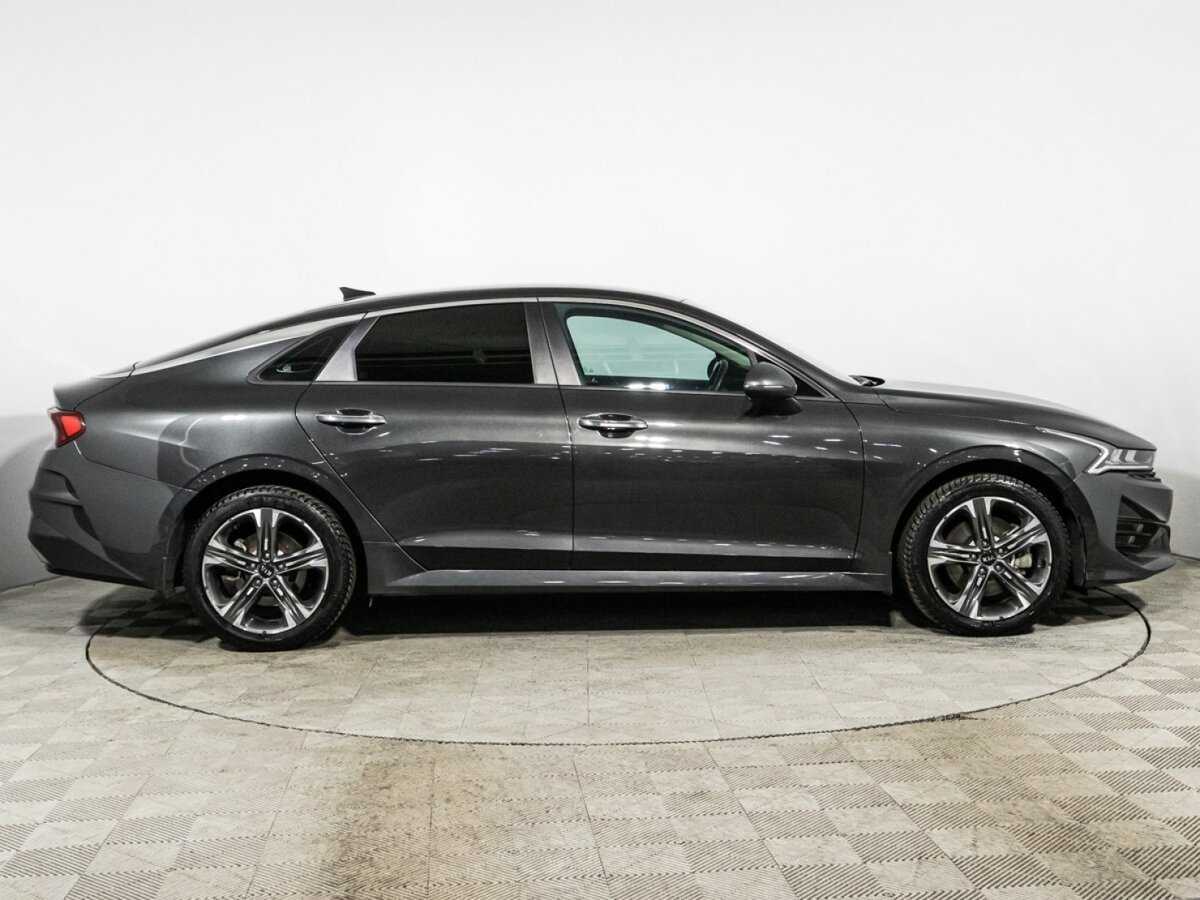 Kia K5 2021 года с пробегом. Фото: #3