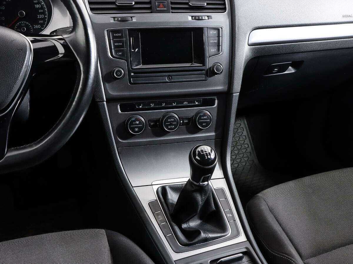 Volkswagen Golf 2013 года с пробегом. Фото: #9