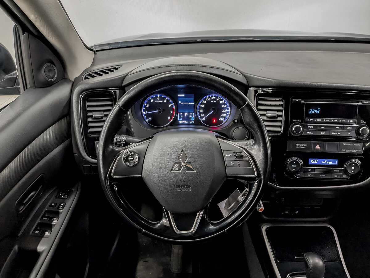Mitsubishi Outlander 2017 года с пробегом. Фото: #20