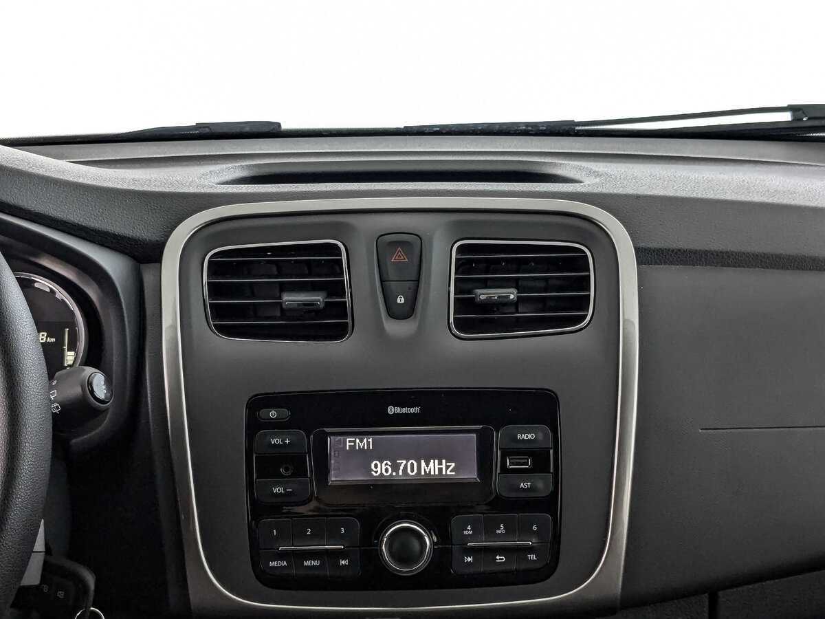 Renault Sandero 2021 года с пробегом. Фото: #12