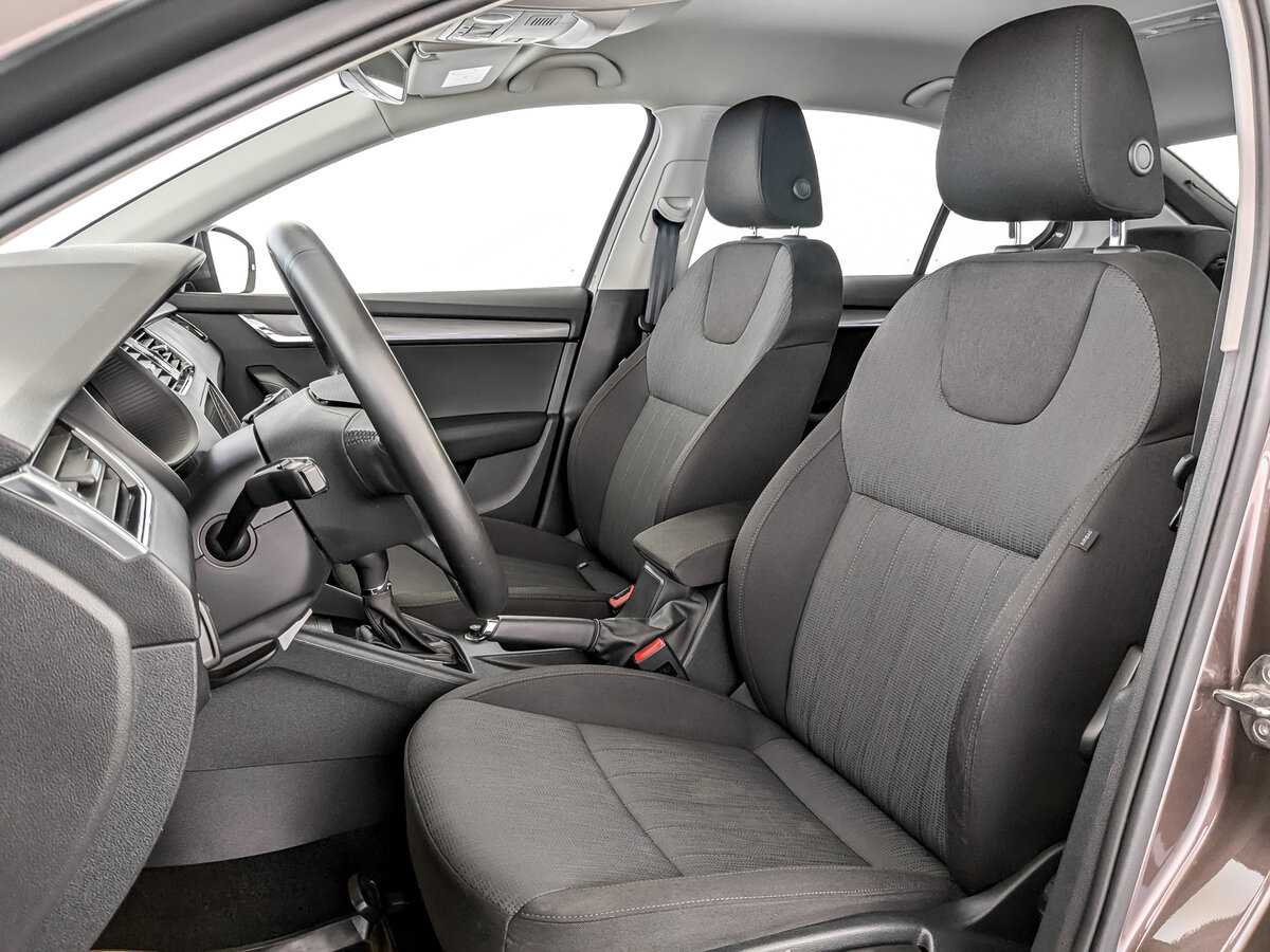 Skoda Octavia 2019 года с пробегом. Фото: #19