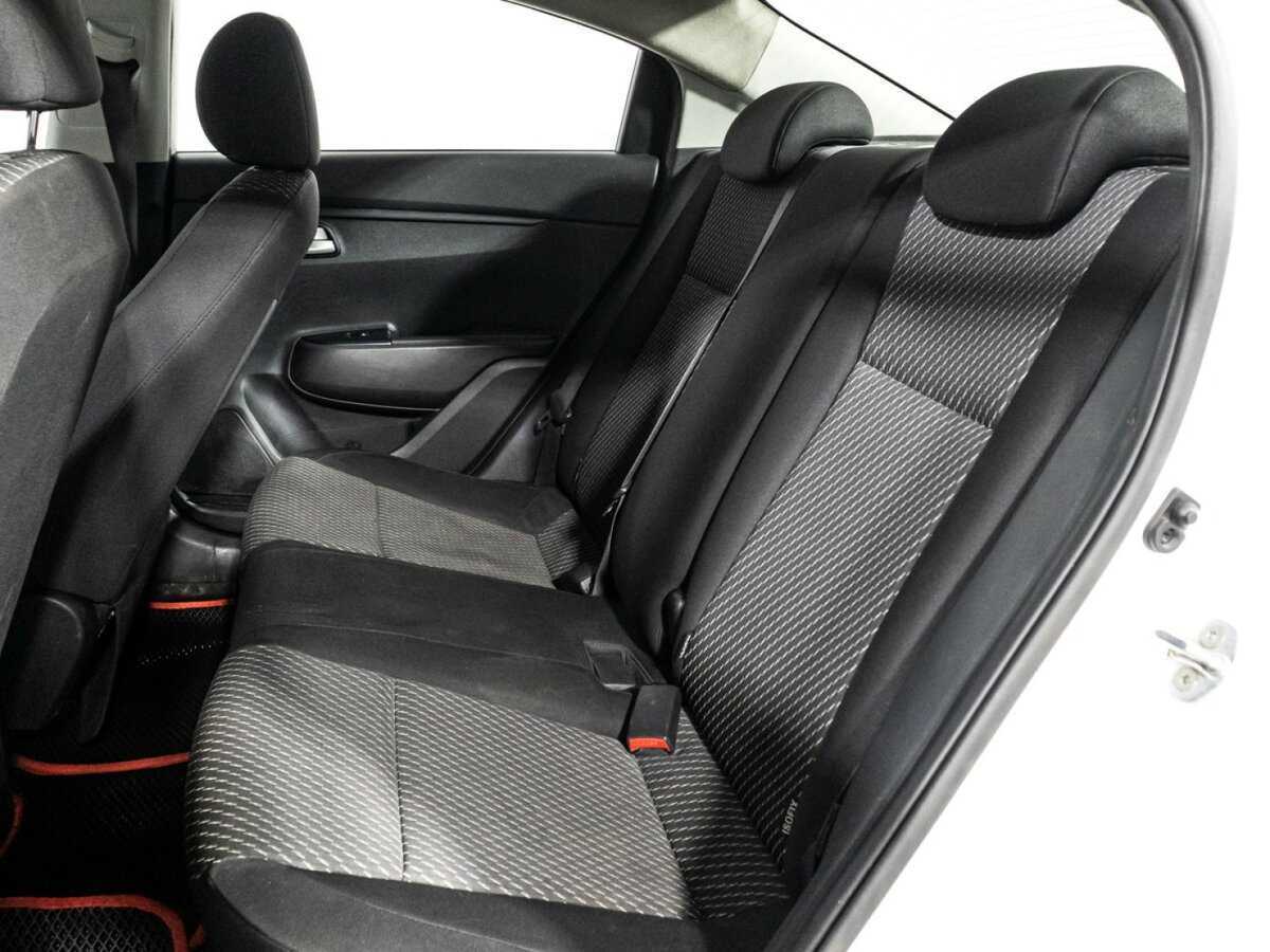 Kia Rio 2018 года с пробегом. Фото: #9