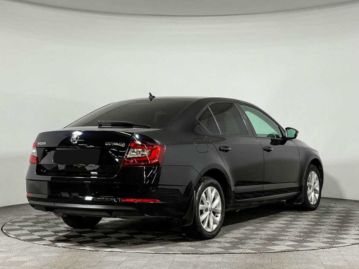 Skoda Octavia 2019 года с пробегом. Фото: #3