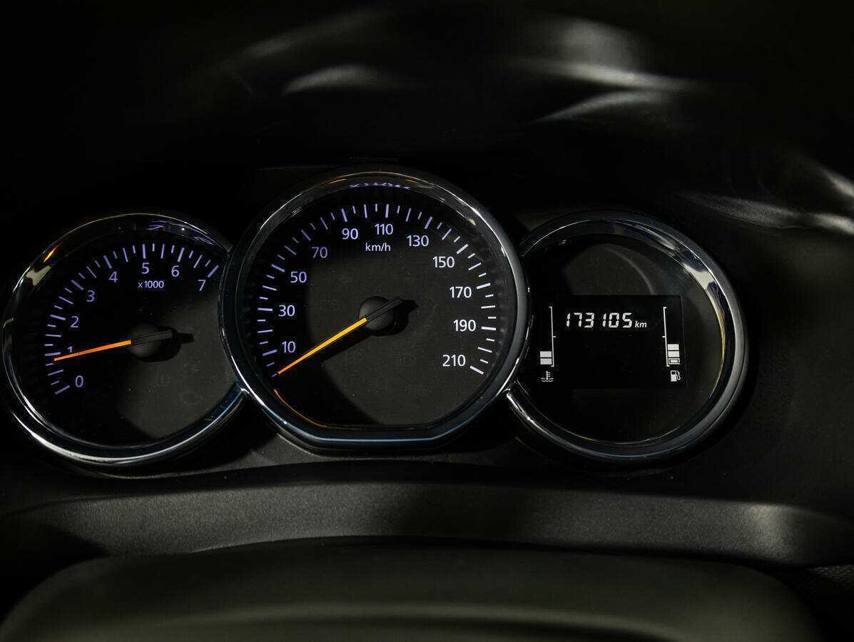 Renault Logan 2019 года с пробегом. Фото: #11