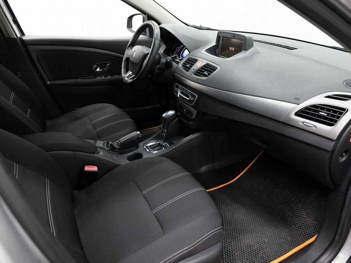 Renault Fluence 2013 года с пробегом. Фото: #11
