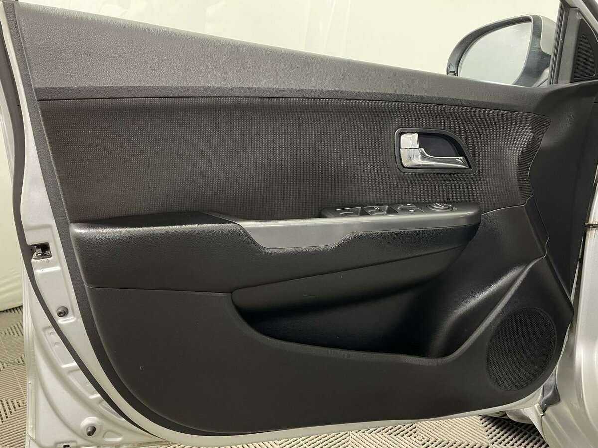 Kia Rio 2012 года с пробегом. Фото: #7