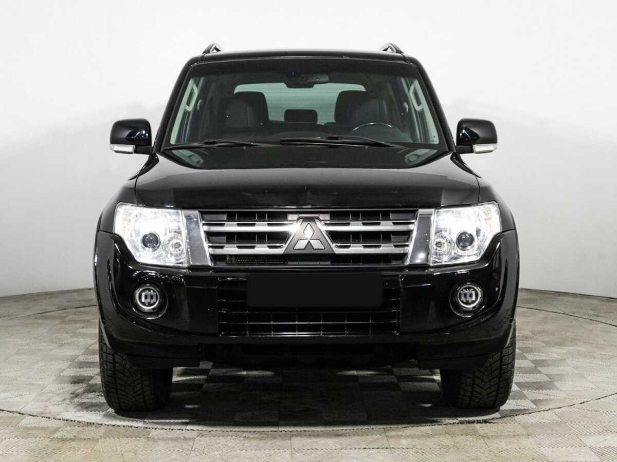 Mitsubishi Pajero 2012 года с пробегом. Фото: #1