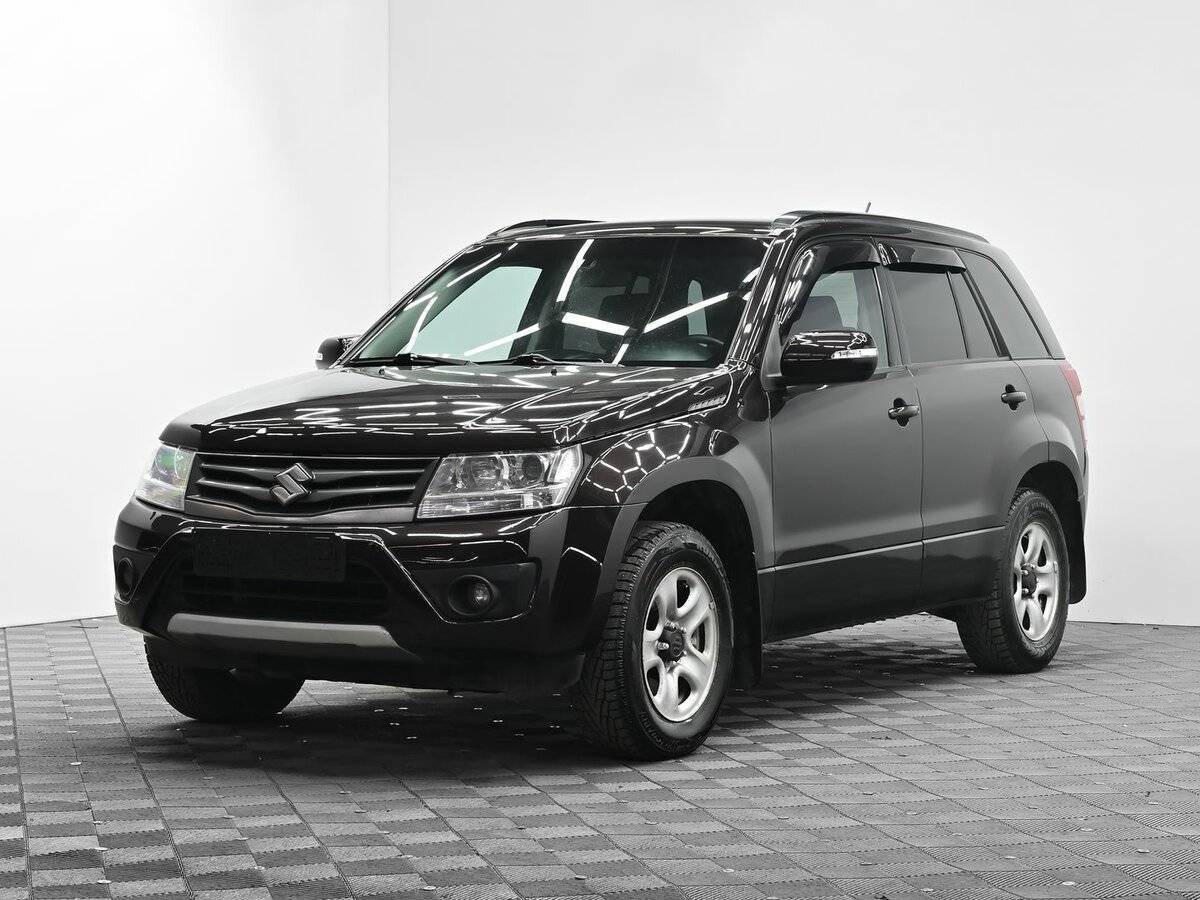 Suzuki Grand Vitara 2013 года с пробегом. Посмотреть фото