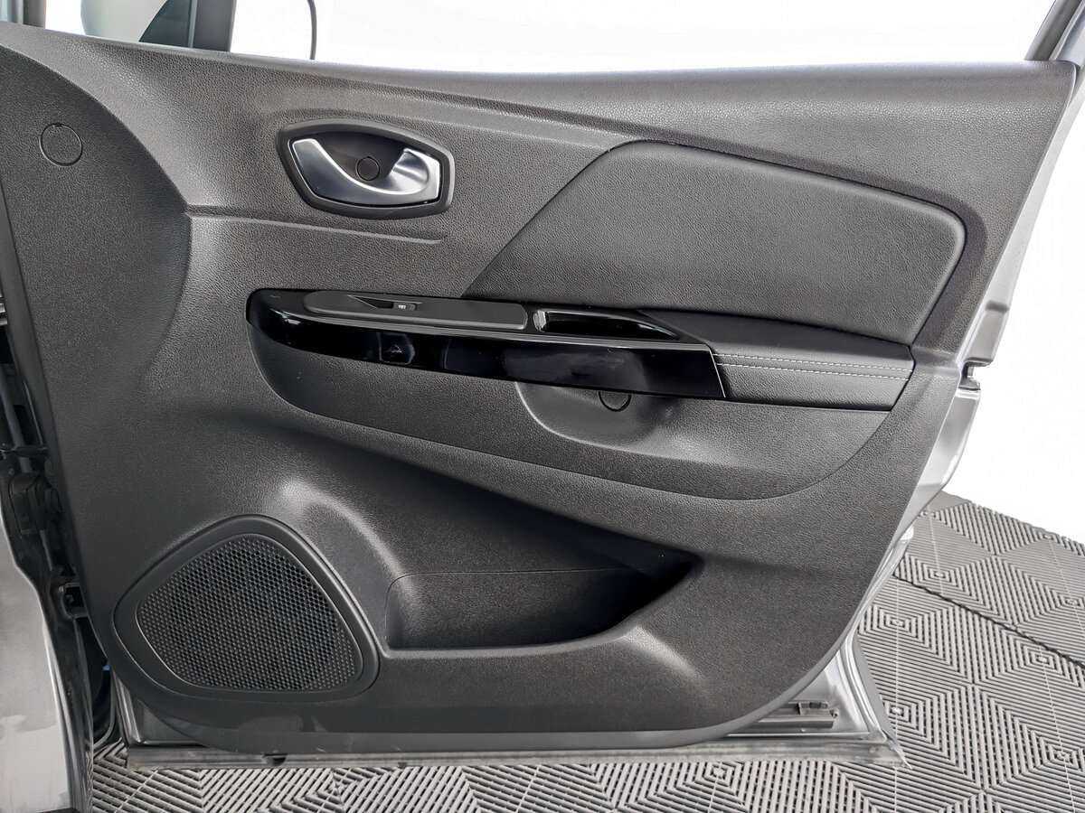 Renault Kaptur 2021 года с пробегом. Фото: #19