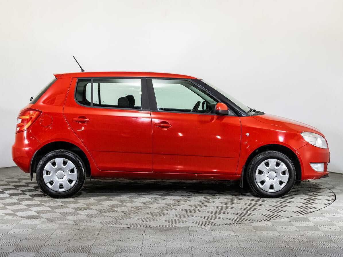 Skoda Fabia 2012 года с пробегом. Фото: #3
