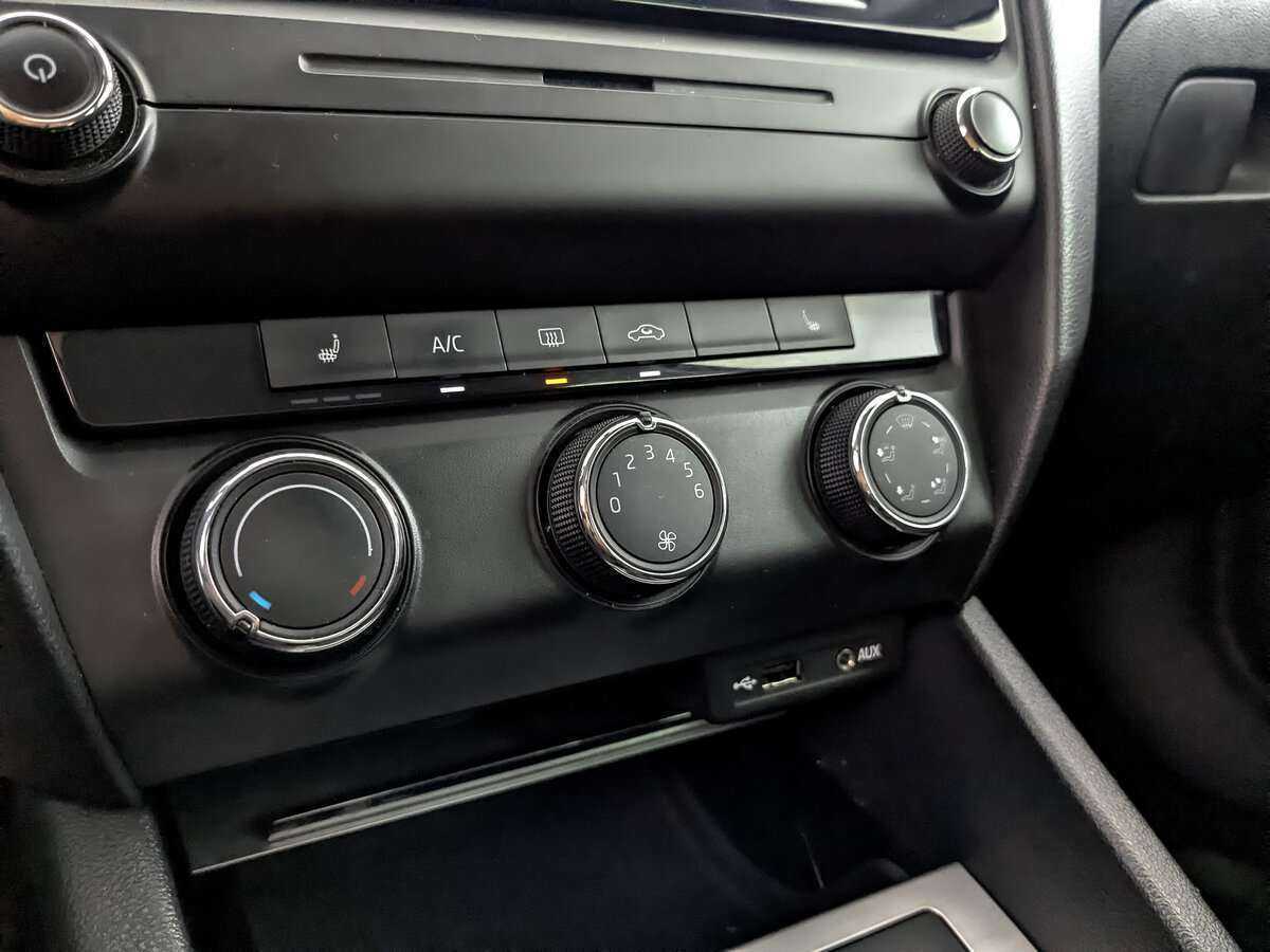 Skoda Octavia 2016 года с пробегом. Фото: #20