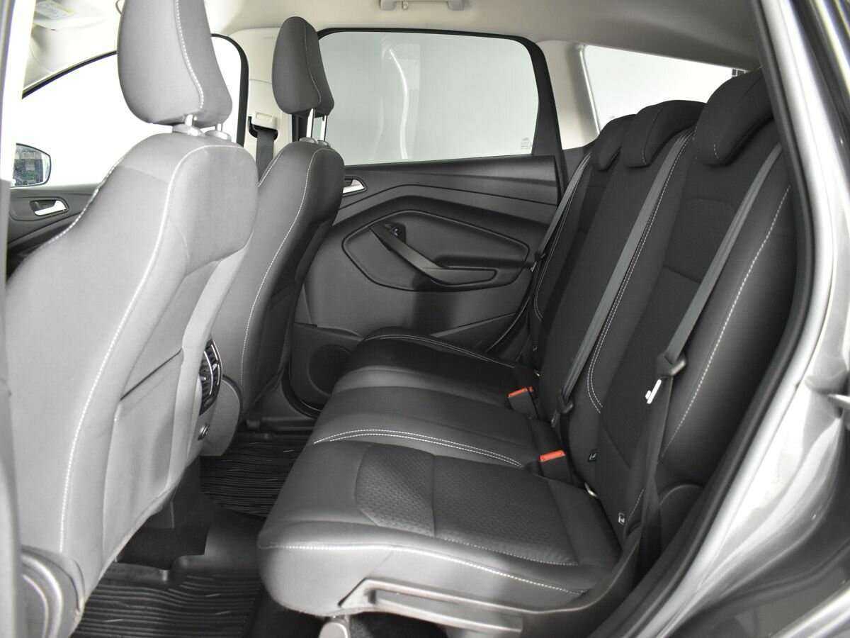 Ford Kuga 2017 года с пробегом. Фото: #16