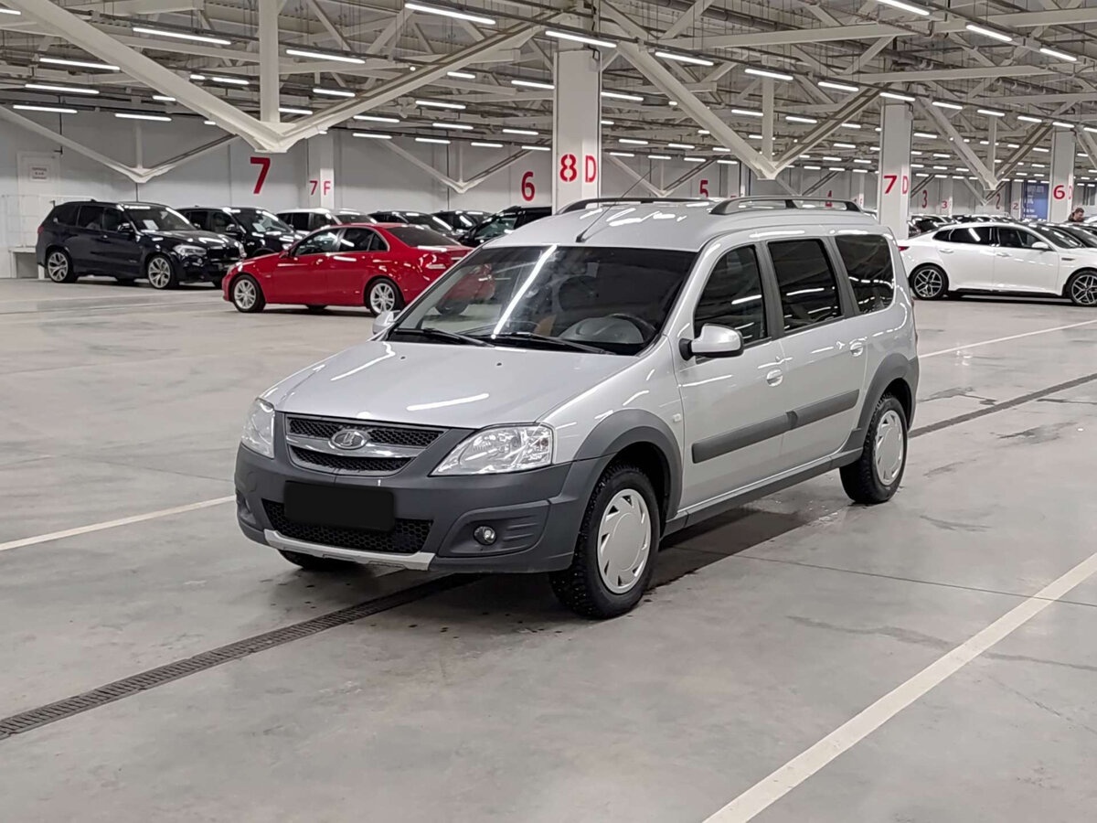 Lada (ВАЗ) Largus 2019 года с пробегом. Посмотреть фото