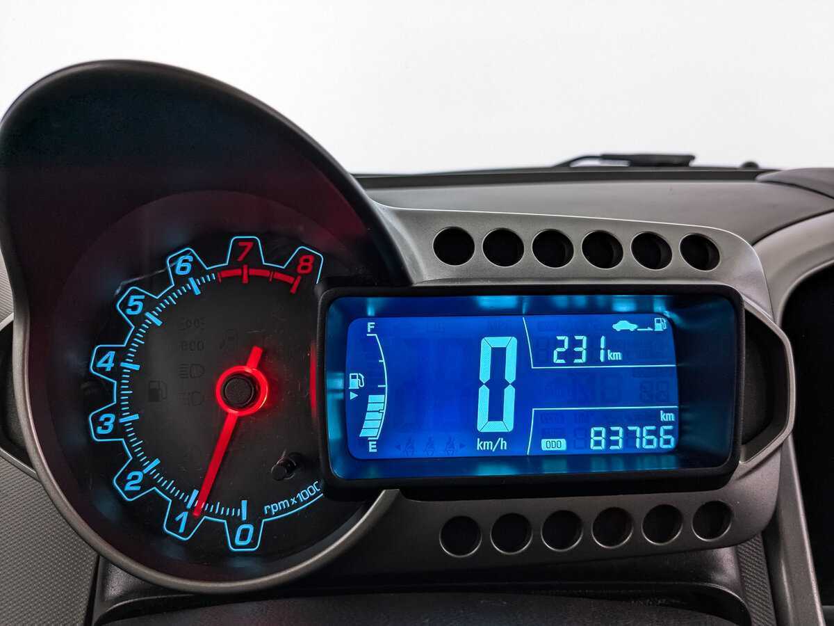 Chevrolet Aveo 2014 года с пробегом. Фото: #10