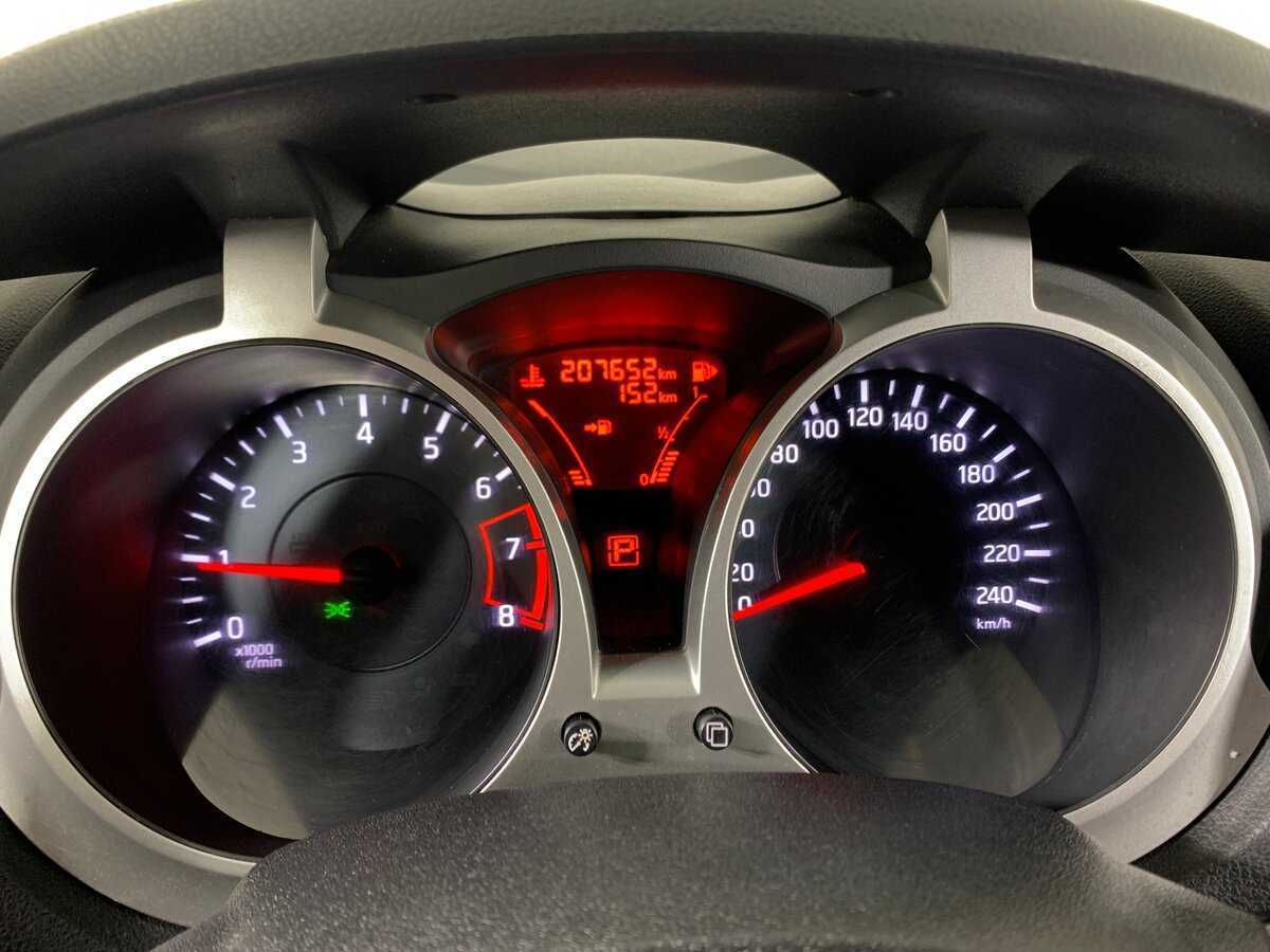 Nissan Juke 2014 года с пробегом. Фото: #12