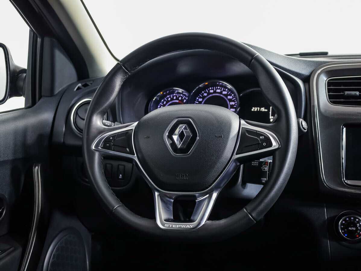 Renault Sandero 2020 года с пробегом. Фото: #9