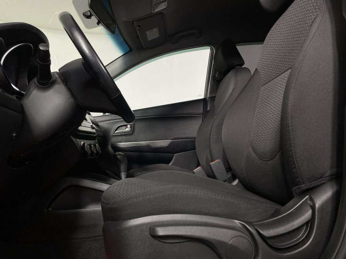 Kia Rio 2016 года с пробегом. Фото: #9