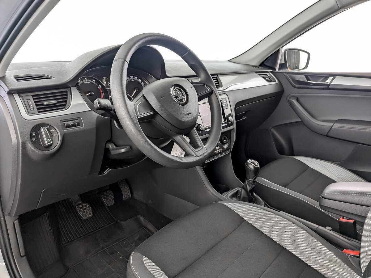 Skoda Rapid 2018 года с пробегом. Фото: #13