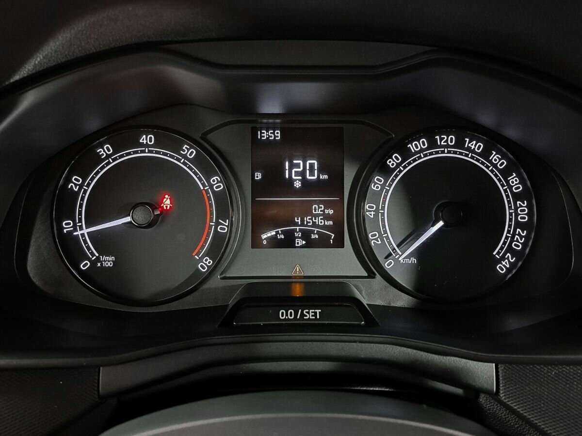 Skoda Rapid 2021 года с пробегом. Фото: #10